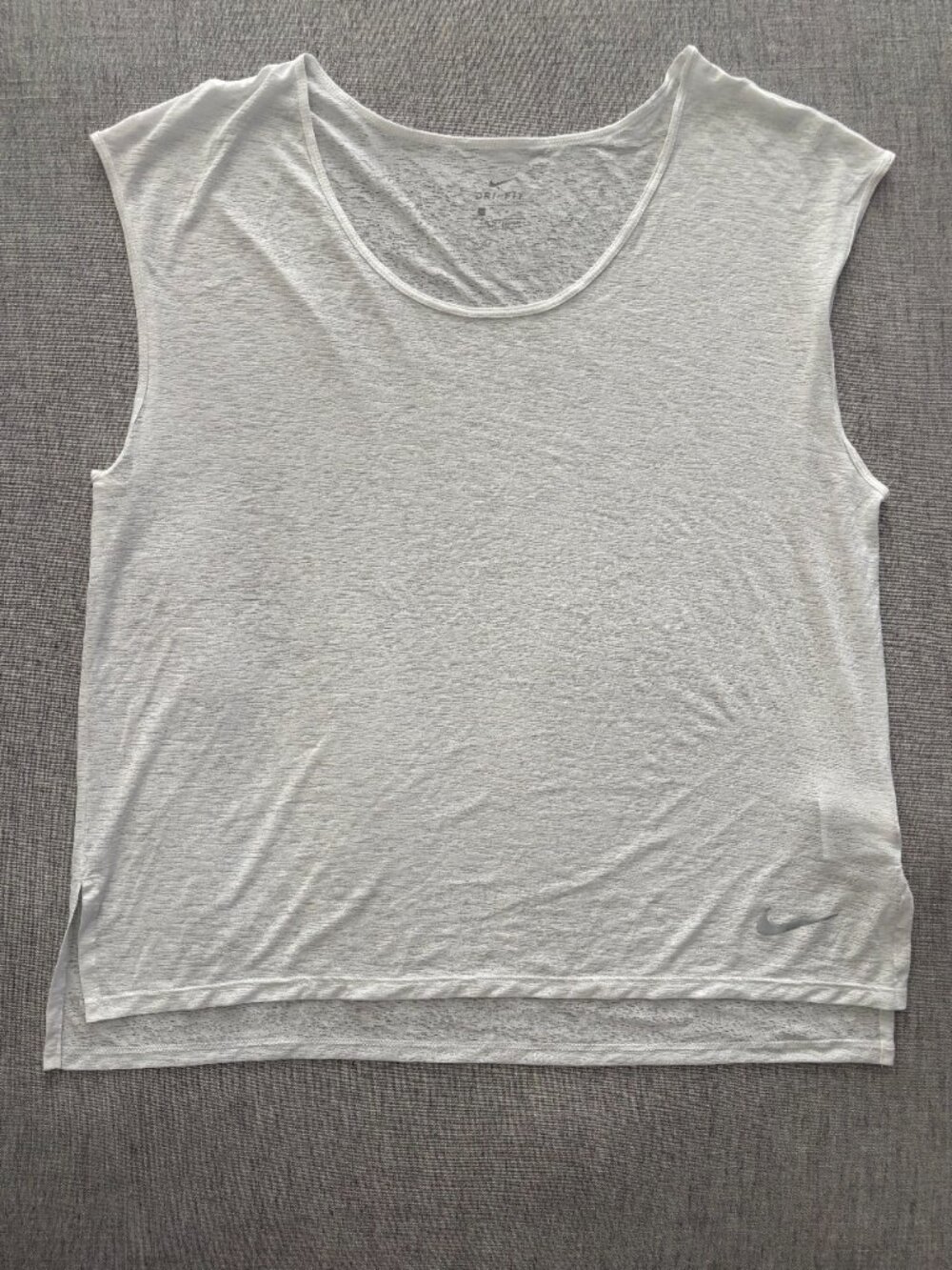 Nike Women's Breathe Dri-FIT Tank Top White Sz L Athleisure Gym Activewear